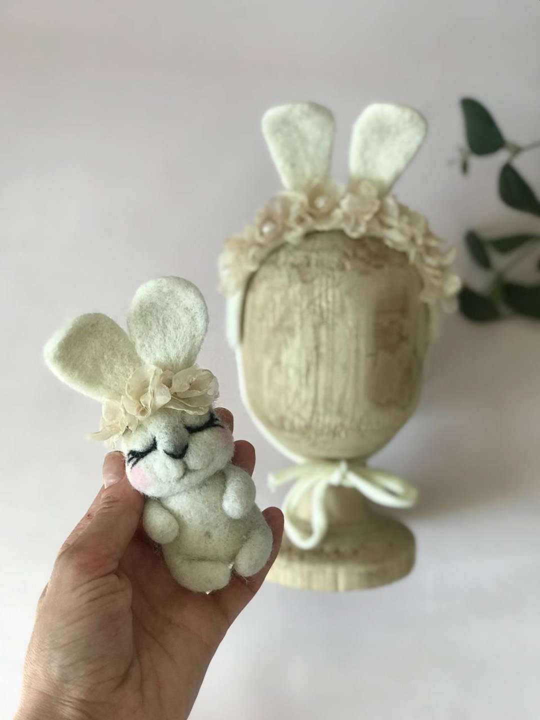 新生儿的兔子玩具和兔子耳朵   新生儿道具 - 婴儿帽/发带 - 羊毛 白色
