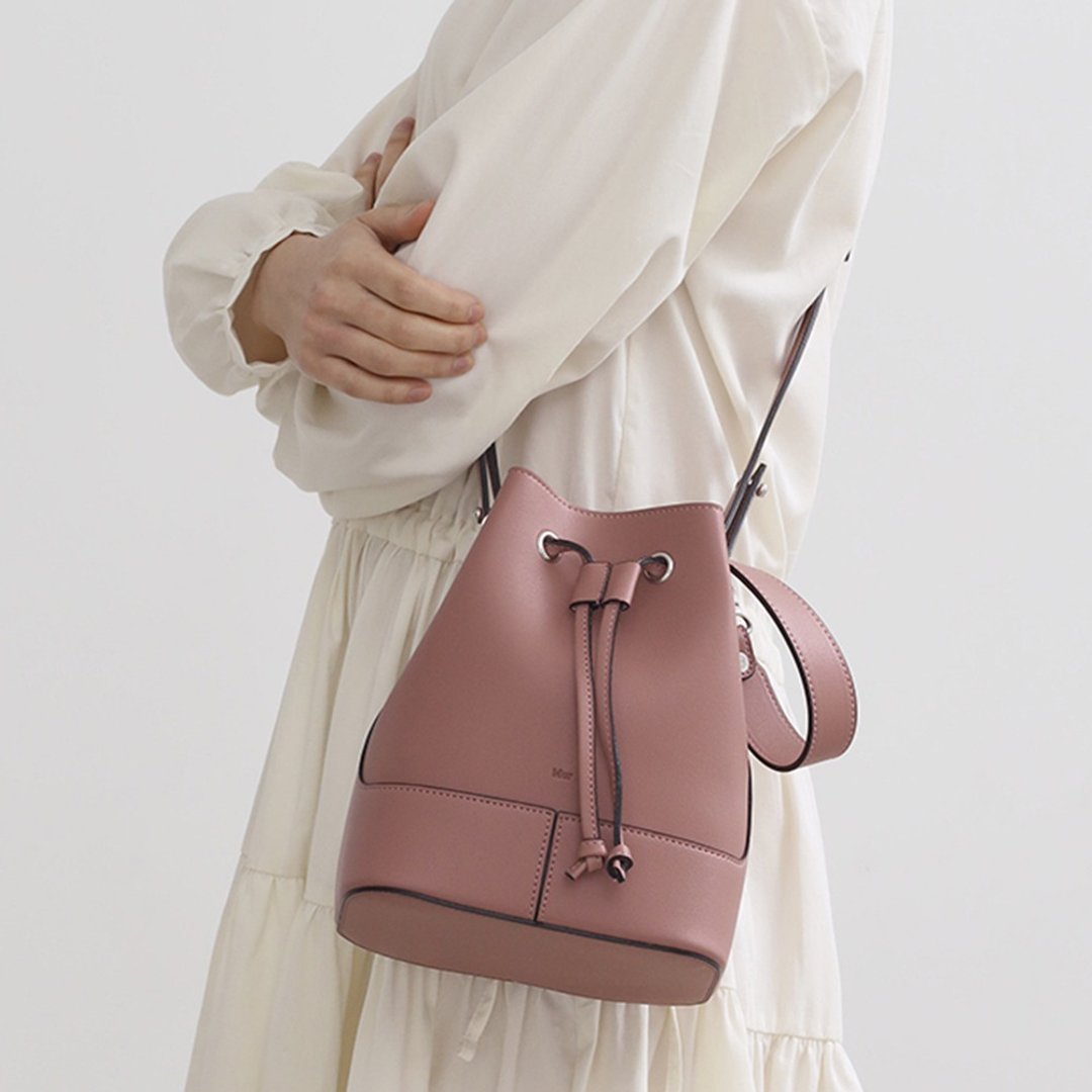 韩国制 AIN MINI Vegan Leather 水桶包包 (Move Pink) - 侧背包/斜挎包 - 环保材料 