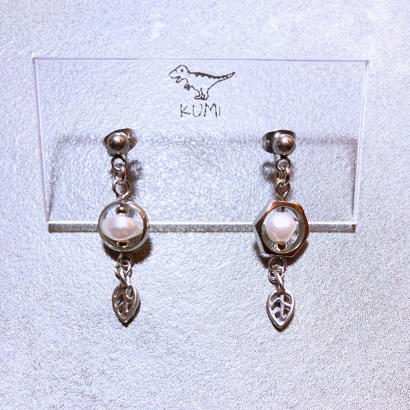 不规则白耳环 - 耳环/耳夹 - 其他材质 白色