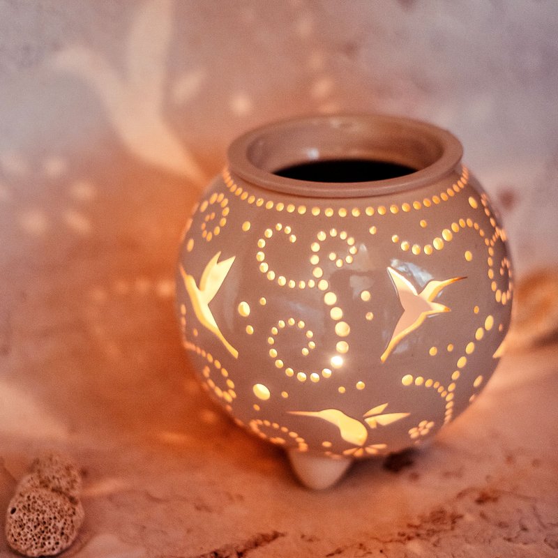 Hummingbirds Ceramic Oil Burner, Wax Melt Warmer, or Tealight Holder - 蜡烛/烛台 - 陶 