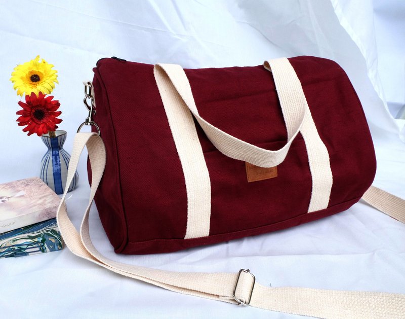 duffle bag - 侧背包/斜挎包 - 其他材质 红色