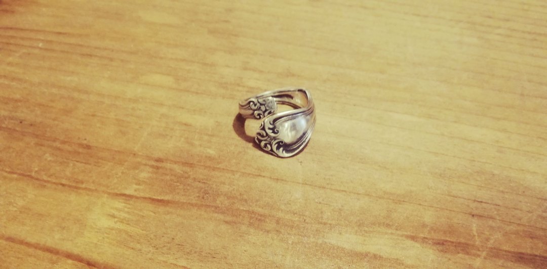 Beautiful relief design. Antique Silver Spoon Remake Ring_0758 Vintage - 戒指 - 纯银 银色