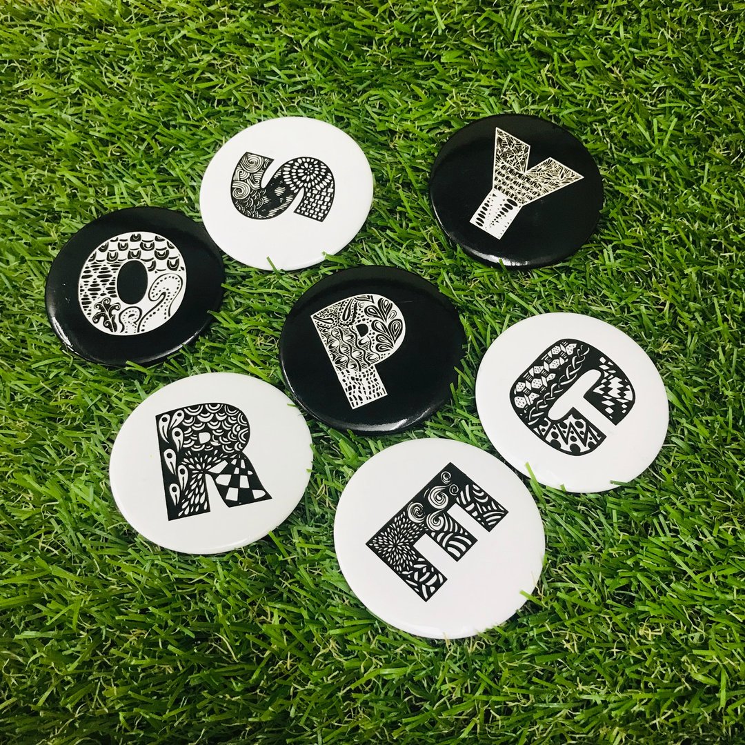 禅绕 字母 磁铁 一组六个 - 冰箱贴/磁贴 - 其他金属 