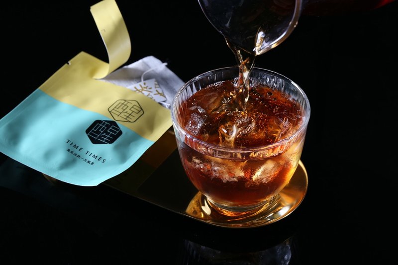 琥珀 /鱼池大叶种 阿萨姆红茶 - 茶 - 植物．花 绿色