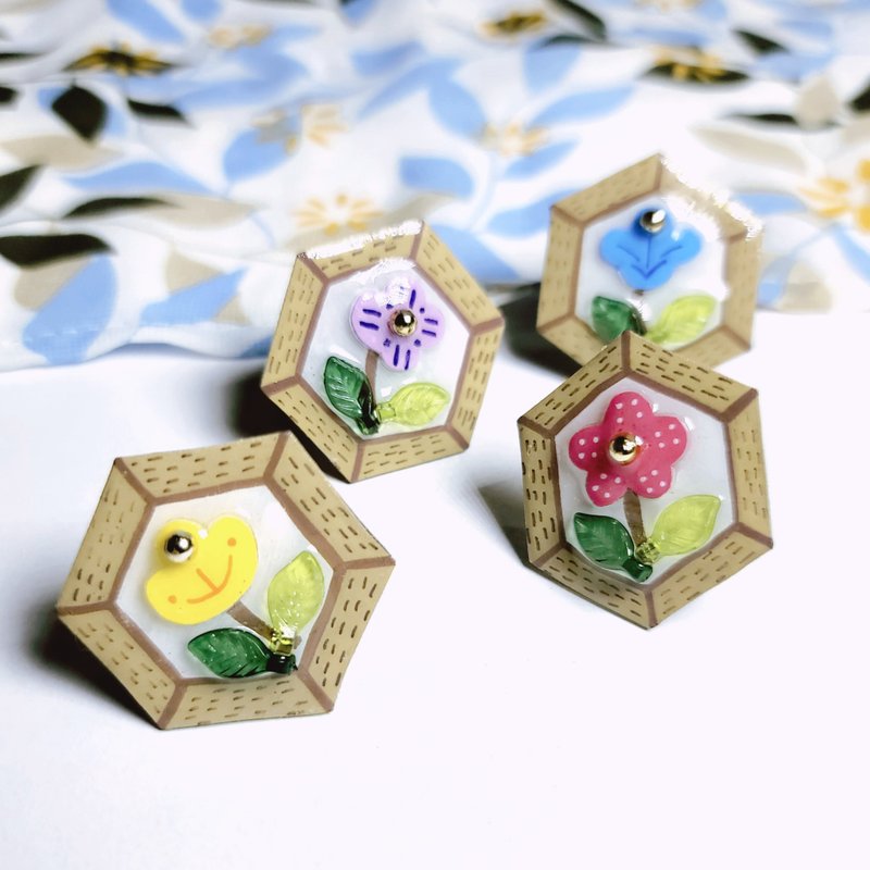 街道散策。巷框 手绘 手作 戒指 热缩片 - 戒指 - 其他金属 多色