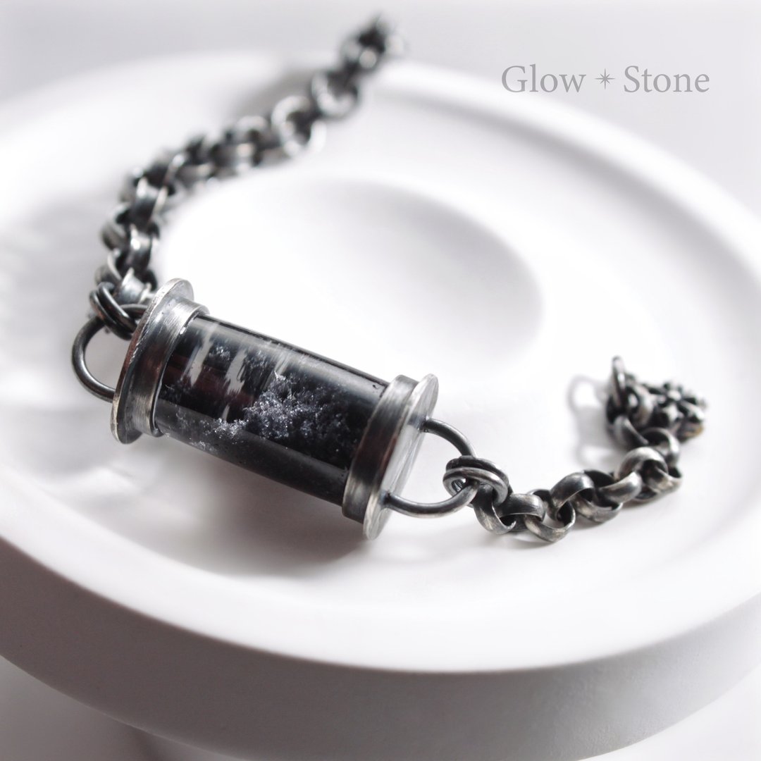 GLOWSTONE 蓝黑幽灵 设计手链 - 手链/手环 - 水晶 黑色