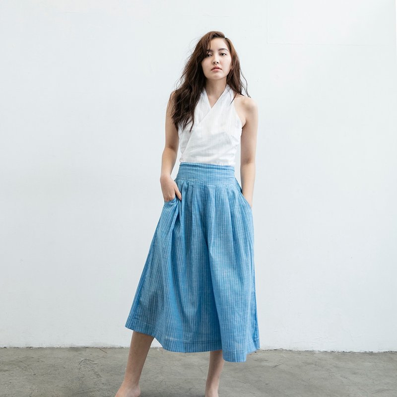 短版打褶宽裤 - 蓝白条纹 - 女装长裤 - 棉．麻 蓝色
