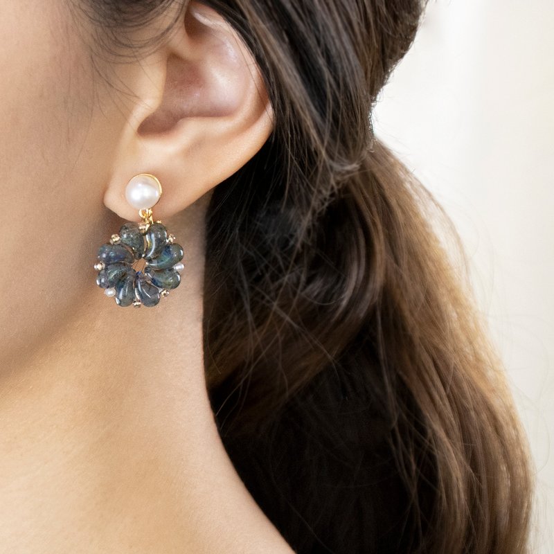 【深海蓝】 花 . 满月。天然珍珠 耳环 - 耳环/耳夹 - 铜/黄铜 蓝色