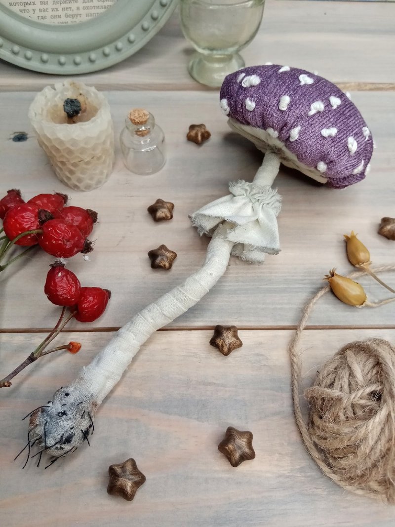Fly agaric mushroom from textiles - 玩偶/公仔 - 其他材质 