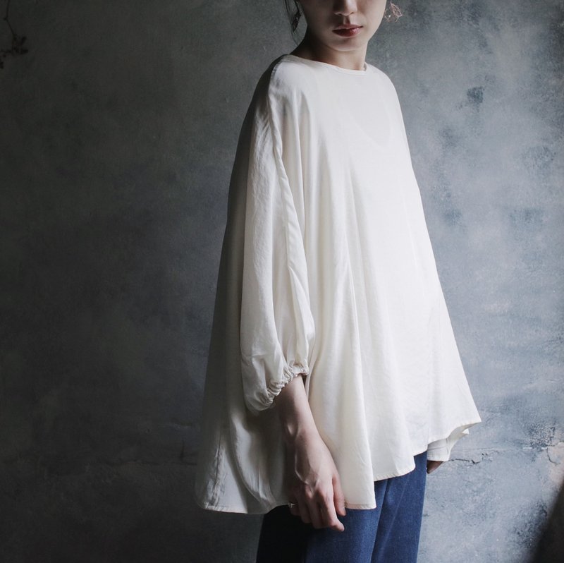 弹性袖口斗篷上衣 - 女装上衣 - 棉．麻 白色