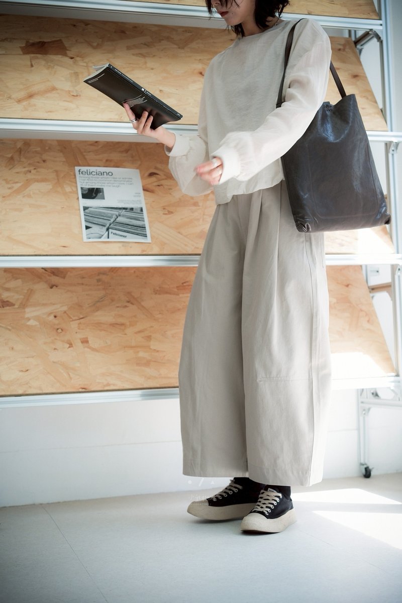 比熊高磅挺料八分面包裤 - 2色 M/L - 白熊 - 女装长裤 - 棉．麻 白色