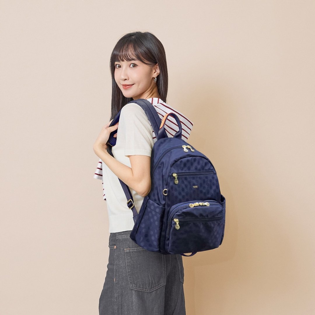 (普普蓝附胸扣)必buy宽侧袋旅行休闲后背包03531P - 后背包/双肩包 - 尼龙 蓝色