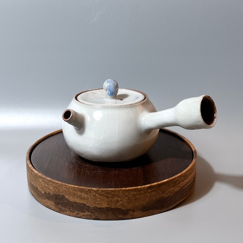 温润白釉侧把茶壶 / 极品白釉 / 小平凡手作 - 茶具/茶杯 - 陶 