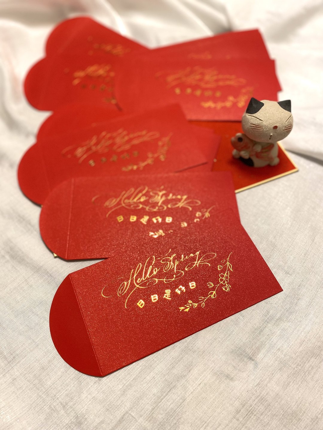 2022红包袋 利是封烫金 虎年 日日是好日 新年快乐 万用 西洋书法 - 红包/春联 - 纸 红色