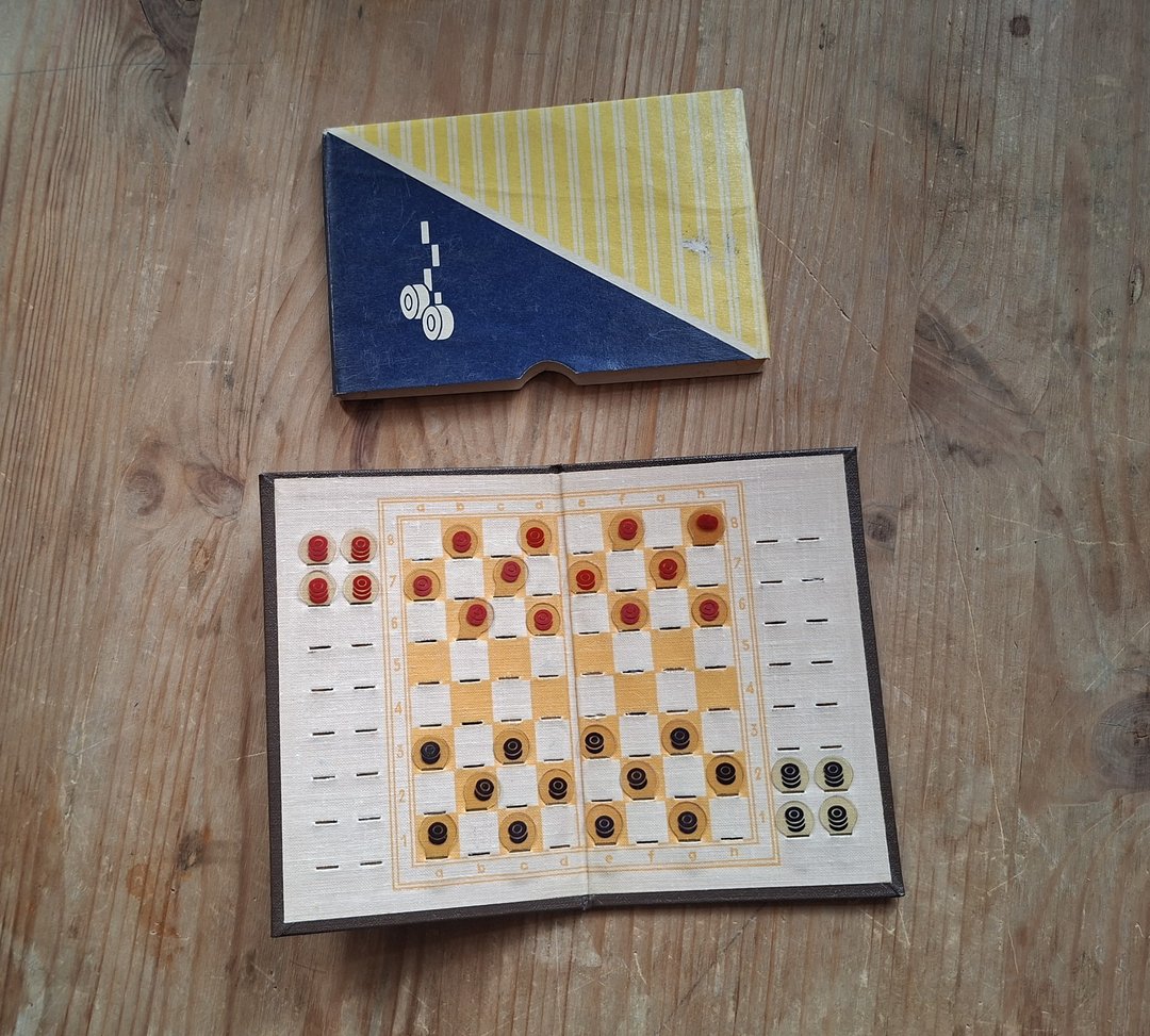 苏联拉脱维亚便携式西洋跳棋组 — USSR 时期的复古旅行西洋跳棋 - 桌游/玩具 - 其他材质 