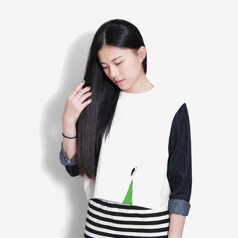 【手工绢印】多点温柔也很好／拼接牛仔袖短版上衣 - 女装 T 恤 - 其他材质 白色