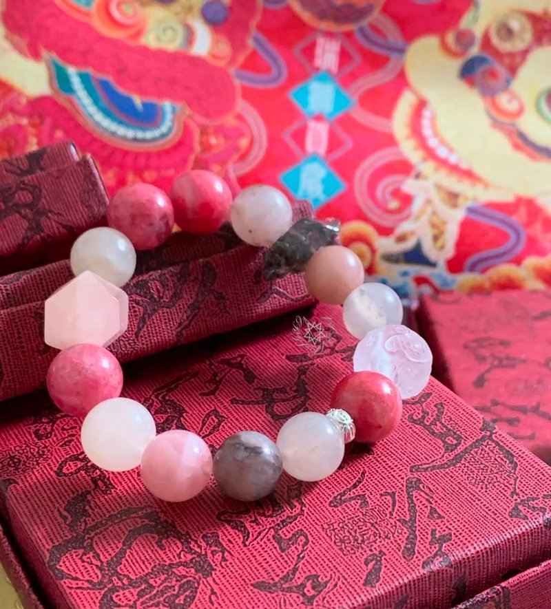 Crystal.EAA 火运新年设计款手串 水灵秀气 摩根石 蔷薇辉 紫水晶 - 手链/手环 - 水晶 红色