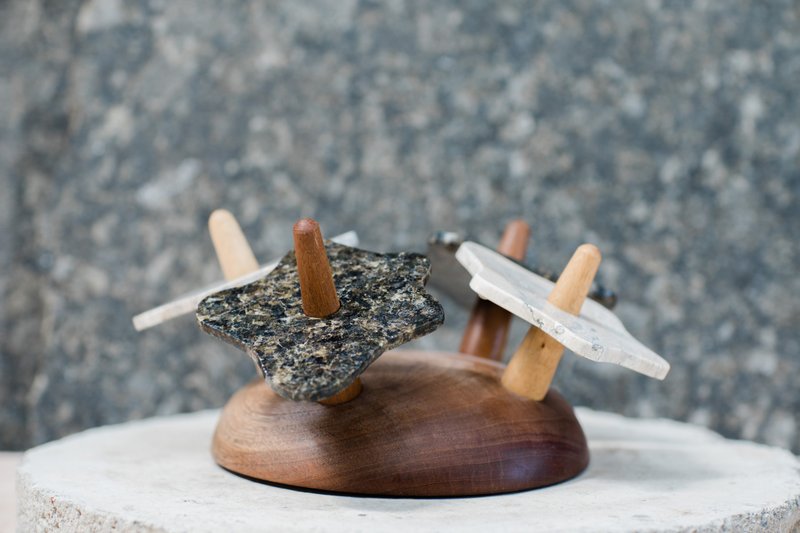 【暖石心Stone & Life】享念 系动 - 杯垫组 - 杯垫 - 其他材质 灰色