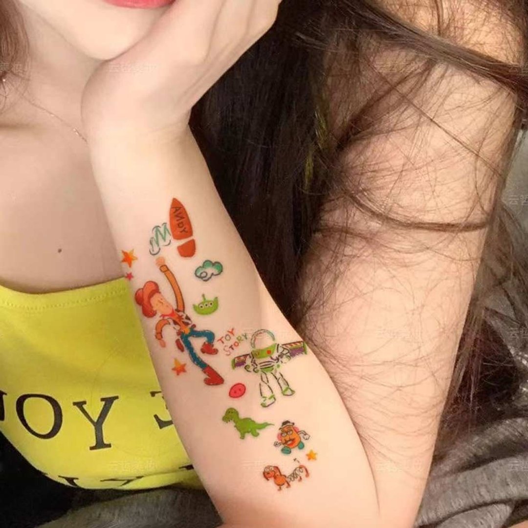 发2张【胡迪一家】超可爱高级感纹身贴防水持久仿真刺青贴 - 纹身贴 - 纸 多色