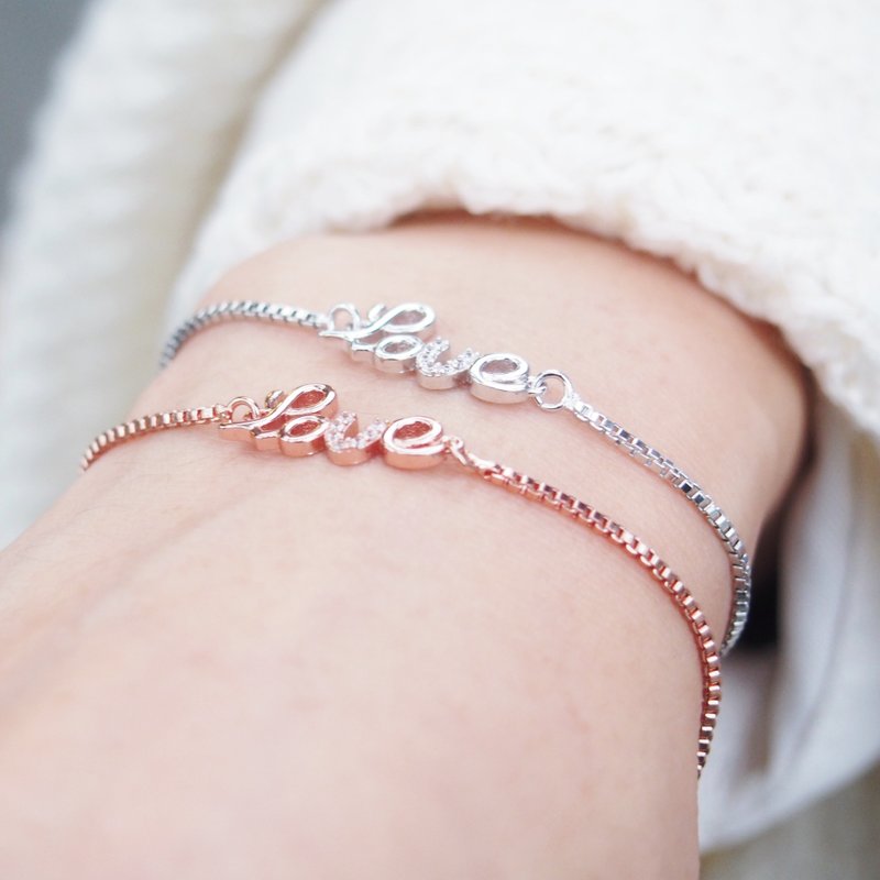 Love 锆石英文字 • 可调式手链 • 玫瑰金/ 银色 - 手链/手环 - 其他金属 银色