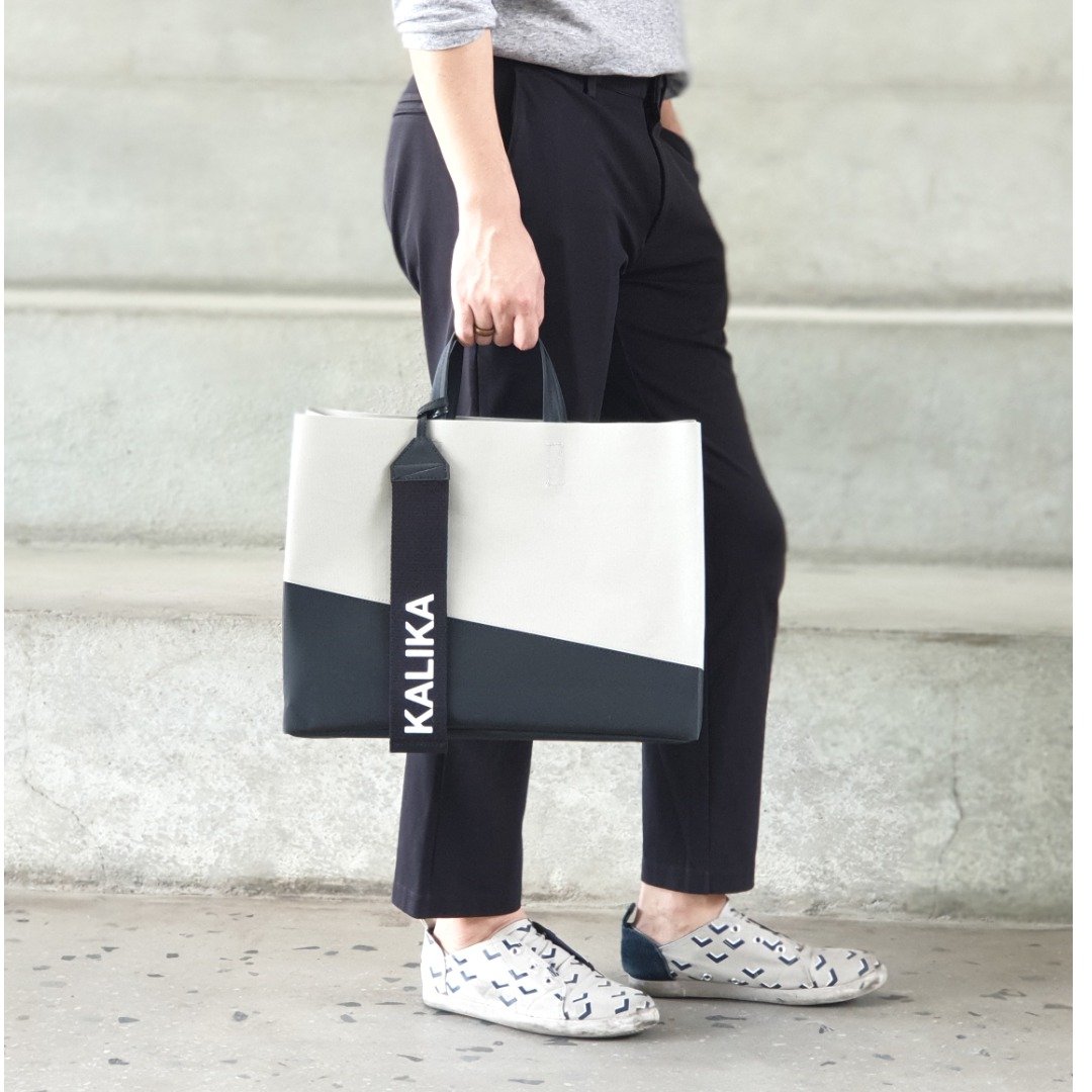 Amit Tote Bag WIDE (SIZE S) - WHITE/ BLACK - 手提包/手提袋 - 其他材质 白色