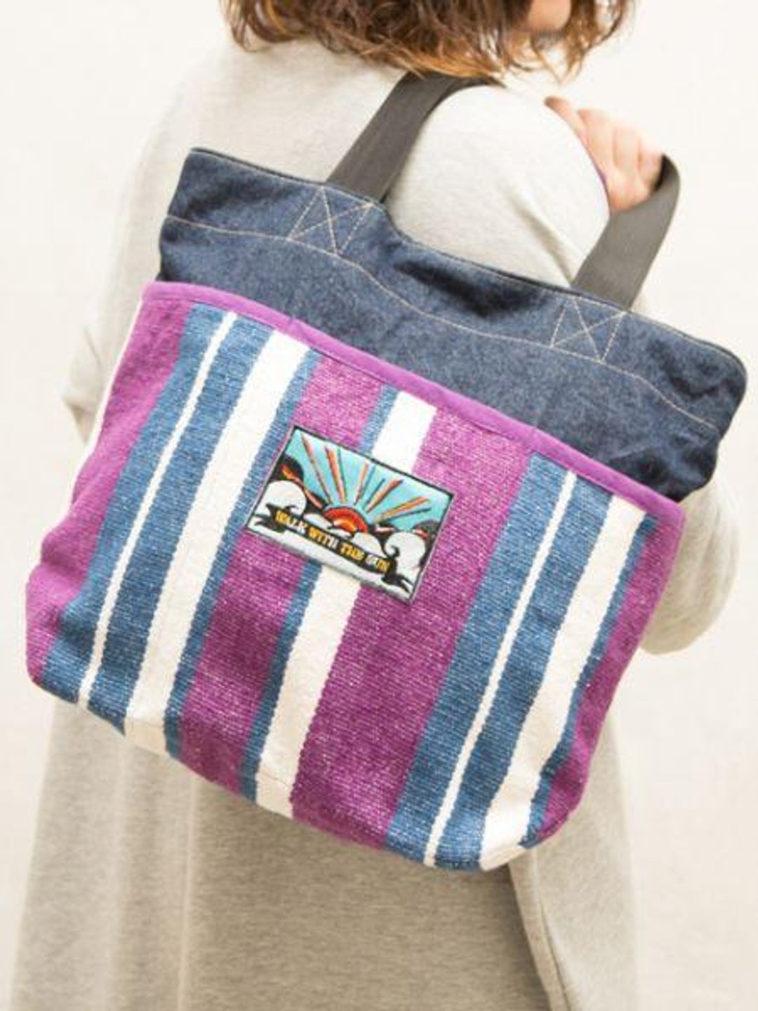 Hand Woven Stripe Tote Bag - 手提包/手提袋 - 其他材质 