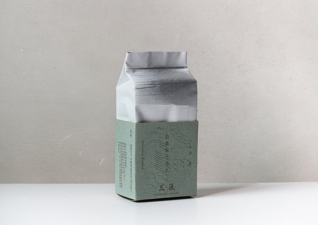 // 三漫三才茶 // 漫地经典 - 有机东方美人 - 蜜果香手采茶 苗栗 - 茶 - 其他材质 绿色