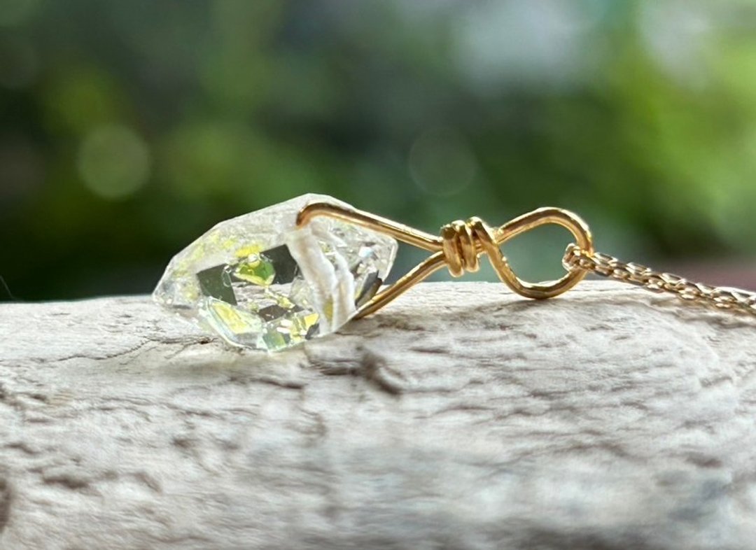 K24纯金油胆石（Oil Quartz）原石坠饰 / 耳环 - 项链 - 宝石 蓝色