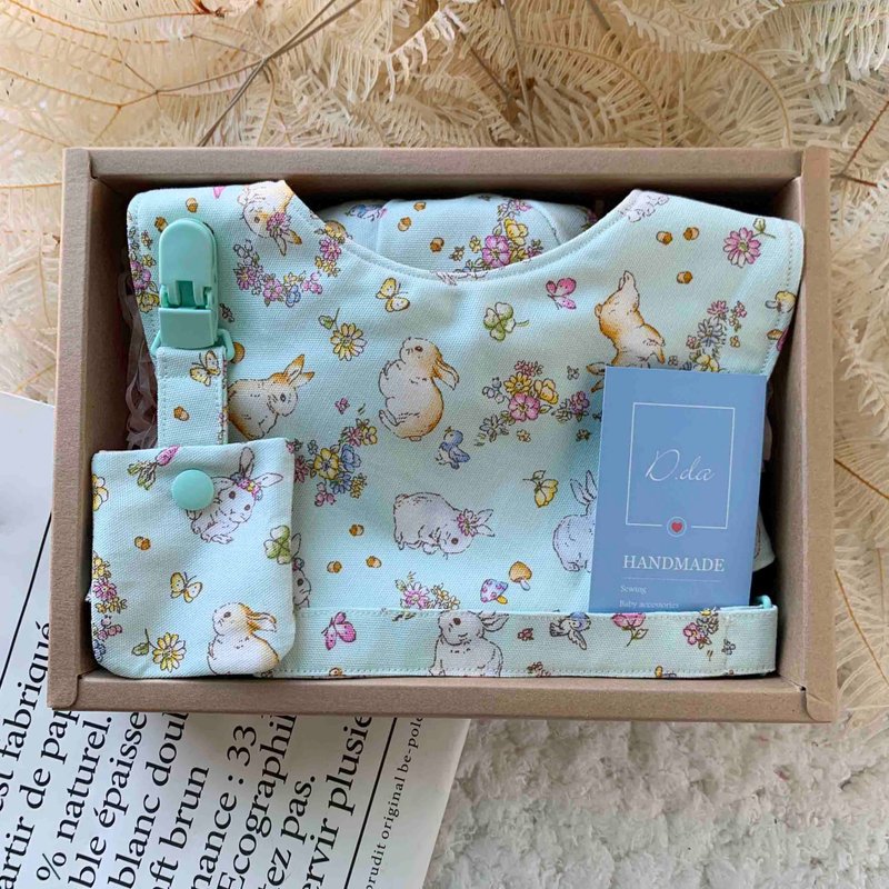兔兔花园 宝贝弥月礼盒 遮阳帽 宝宝帽 围兜 - 满月礼盒 - 棉．麻 绿色