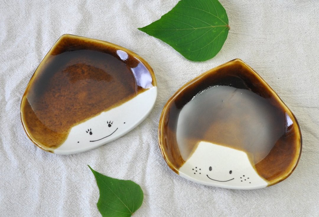 Chestnut dish - 盘子/餐盘/盘架 - 陶 咖啡色