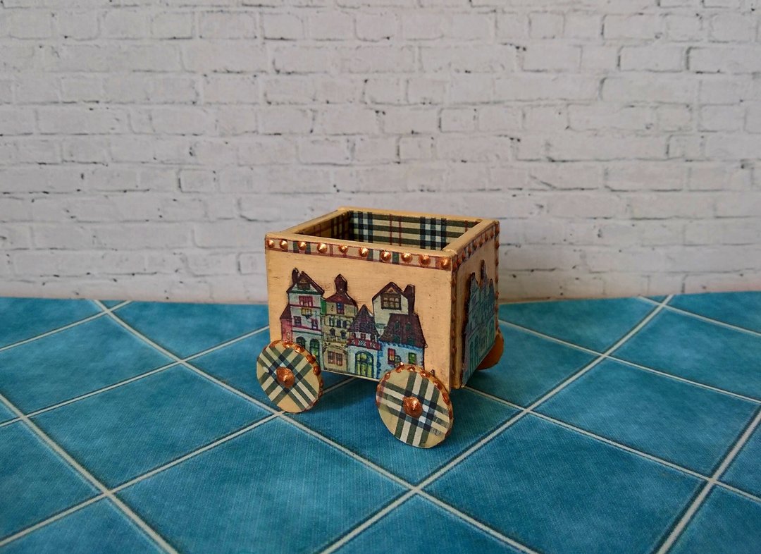 1:12 scale.Trolley for dollhouse. Doll toy.The cart for the doll house. - 玩偶/公仔 - 其他材质 