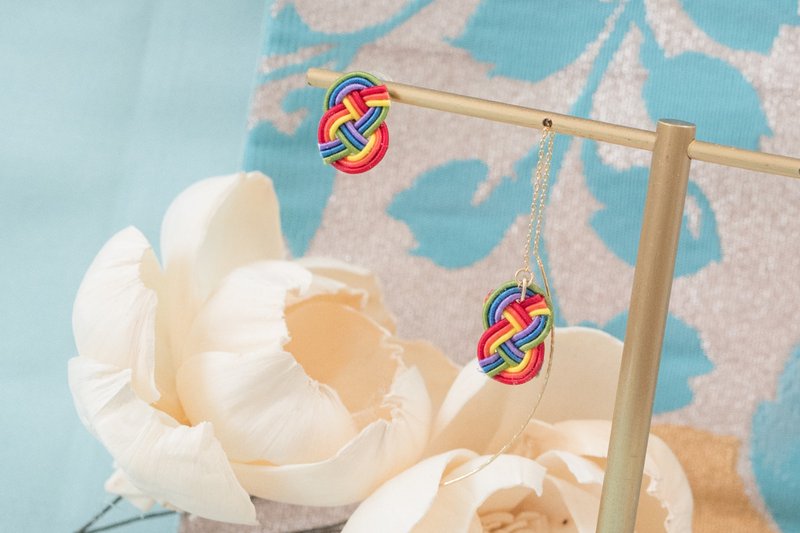 【彩虹】Rainbow彩虹拥抱结 抗敏细致耳线/耳夹 - 耳环/耳夹 - 丝．绢 多色