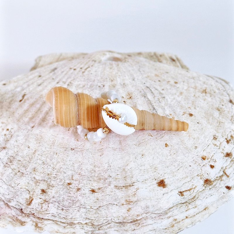 贝壳镶珍珠绕线戒指 海洋风 渡假饰品 白金配色 医疗钢 镀金 送礼 - 戒指 - 贝壳 白色