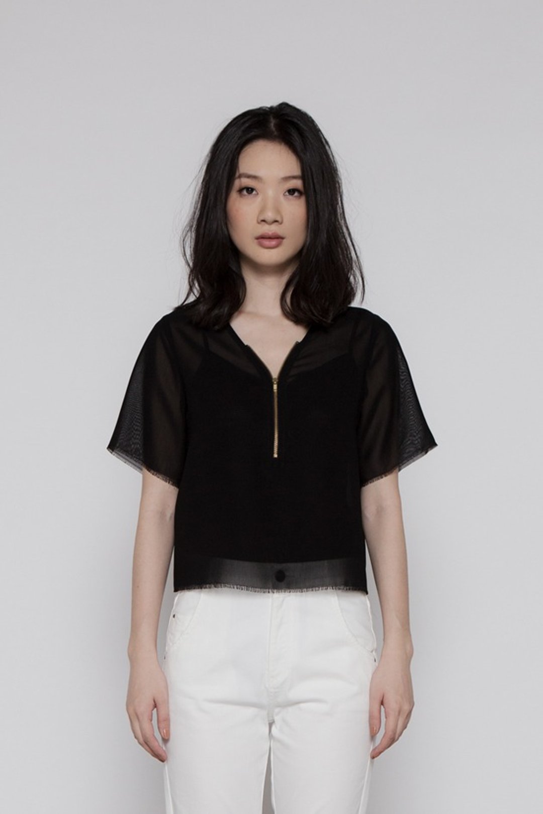 个性宣言 V领拉链上衣 Adjustable zipped Statement V-neck Top 黑色 - 女装上衣 - 其他材质 