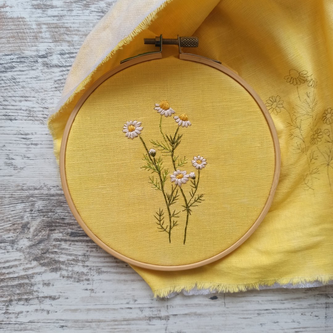 Digital lesson with pdf pattern for embroidering a botanical emroidery chamomile - 手工艺教程/工具书 - 其他材质 