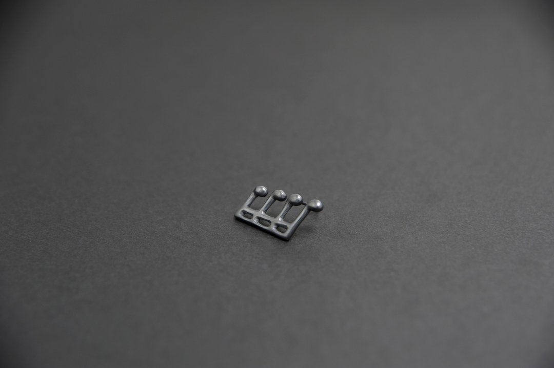 925银 音符耳环 SILVER EARRING - 耳环/耳夹 - 其他金属 黑色