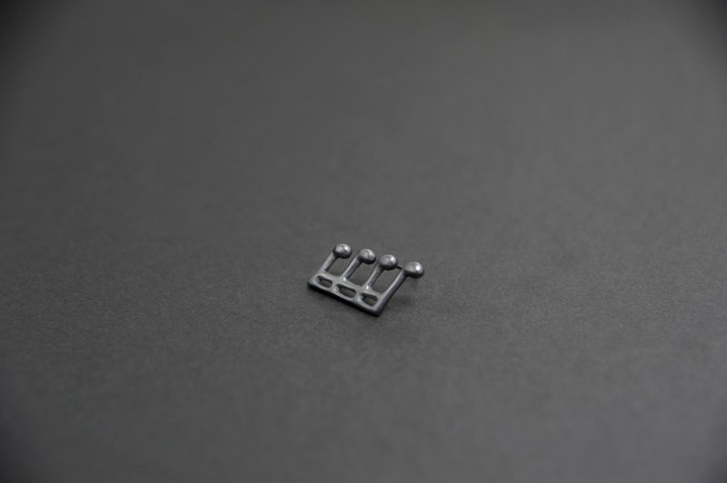 925银 音符耳环 SILVER EARRING - 耳环/耳夹 - 其他金属 黑色