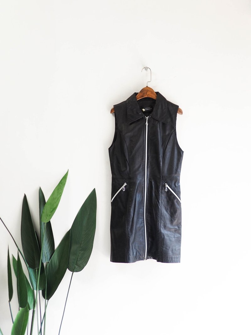 墨黑东方特务神秘末日放映 古董真皮羊皮革连身洋装vintage dress - 洋装/连衣裙 - 真皮 黑色