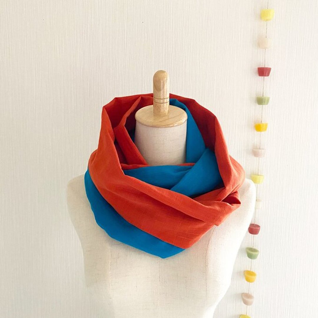 Made in Japan High quality slab double gauze bicolor snood turquoise blue orange - 围巾/披肩 - 棉 多色