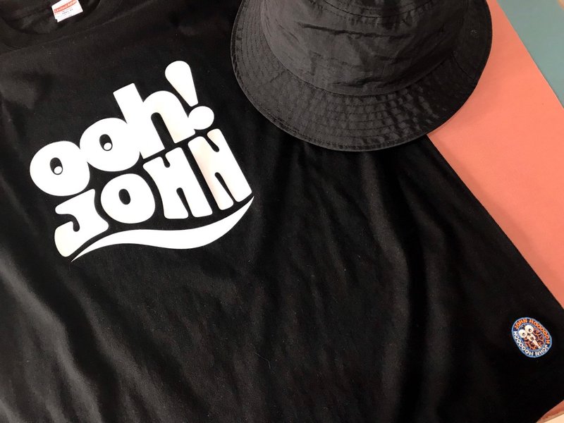 ooh!JOHN经典LOGO素色棉T黑色款 - 女装 T 恤 - 棉．麻 黑色