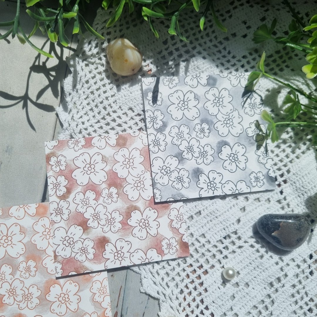 记事本-在田野上盛开的花 - 其他 - 纸 