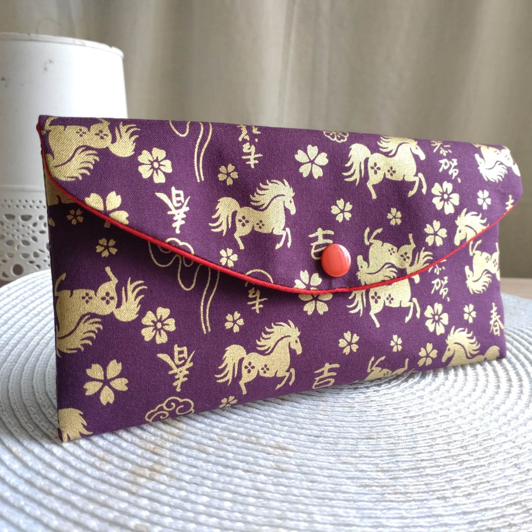 Lovely 烫金【金马奔腾马年红包袋、深紫】存折套、现金收纳袋 - 红包/春联 - 棉 紫色