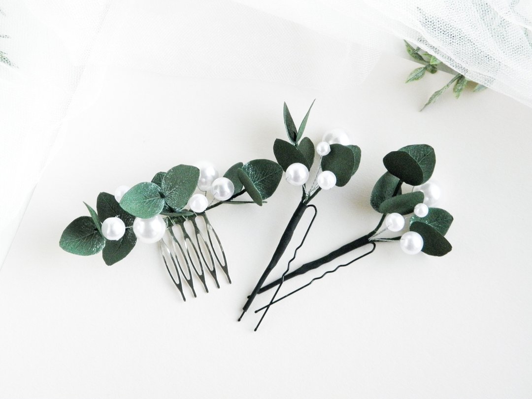 Wedding floral hair comb Eucalyptus hair comb Pearl hair pins for bride - 发饰 - 植物．花 白色