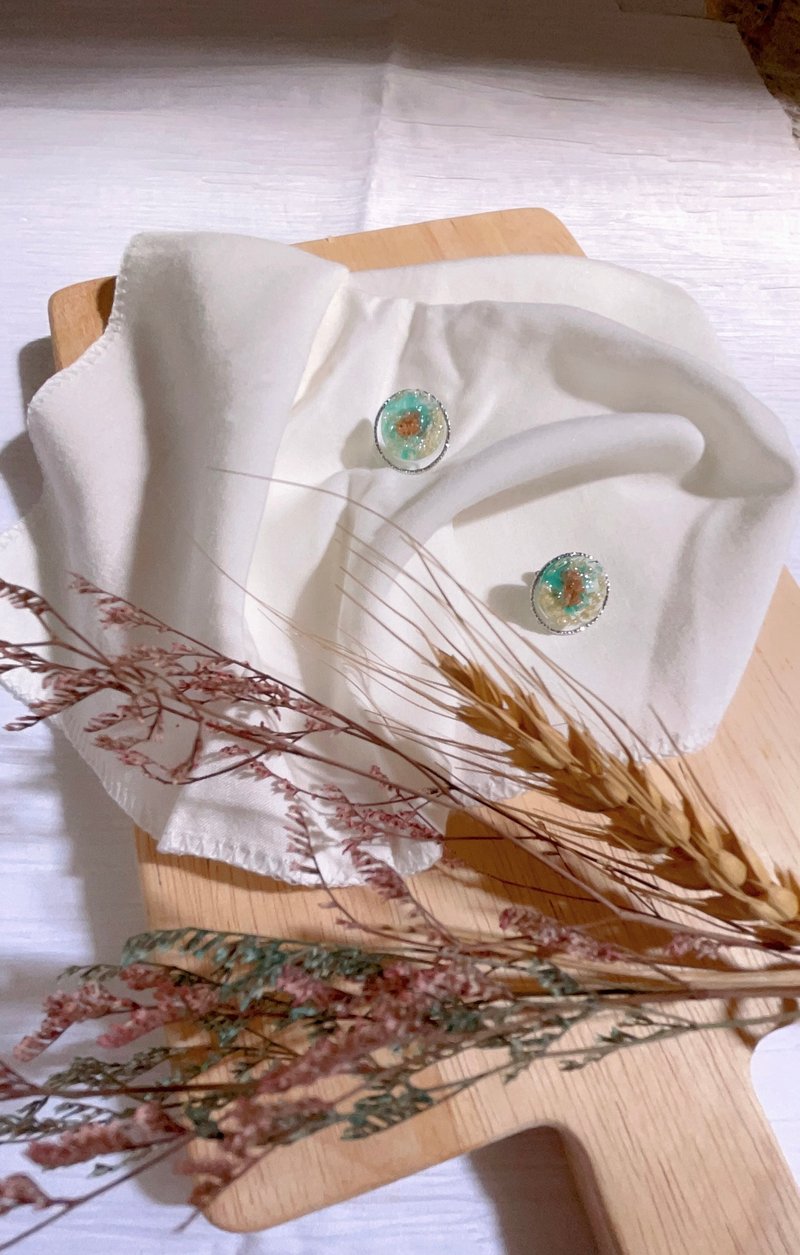 层次感复古风格耳针 - 耳环/耳夹 - 其他材质 