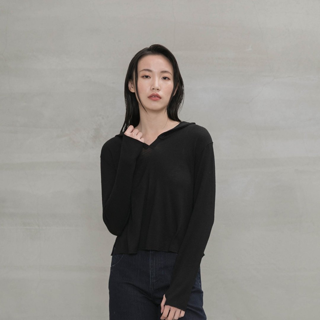 潇洒轻狂连帽针织衫 A Reckless Soul Wool Hoodie T311 - 女装上衣 - 羊毛 黑色