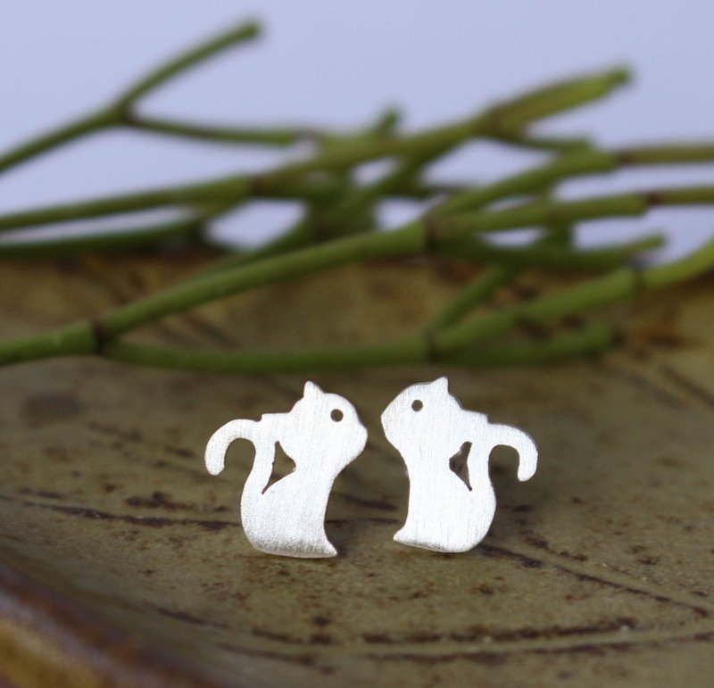小猫咪银制耳环 - 耳环/耳夹 - 纯银 