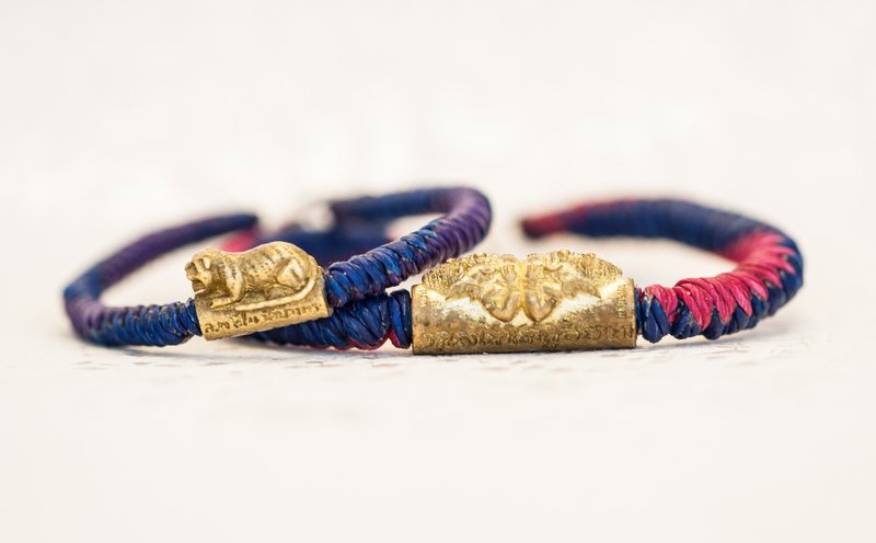 小只咬钱虎::换线::系列-金钢结或十字结(不含咬钱虎) - 手链/手环 - 其他人造纤维 蓝色