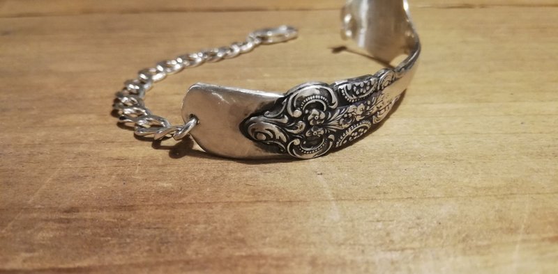 Although it has a Gothic taste, it is actually made in Japan. Antique Silver tongs remake men's bracelet _0765 - 手链/手环 - 纯银 银色