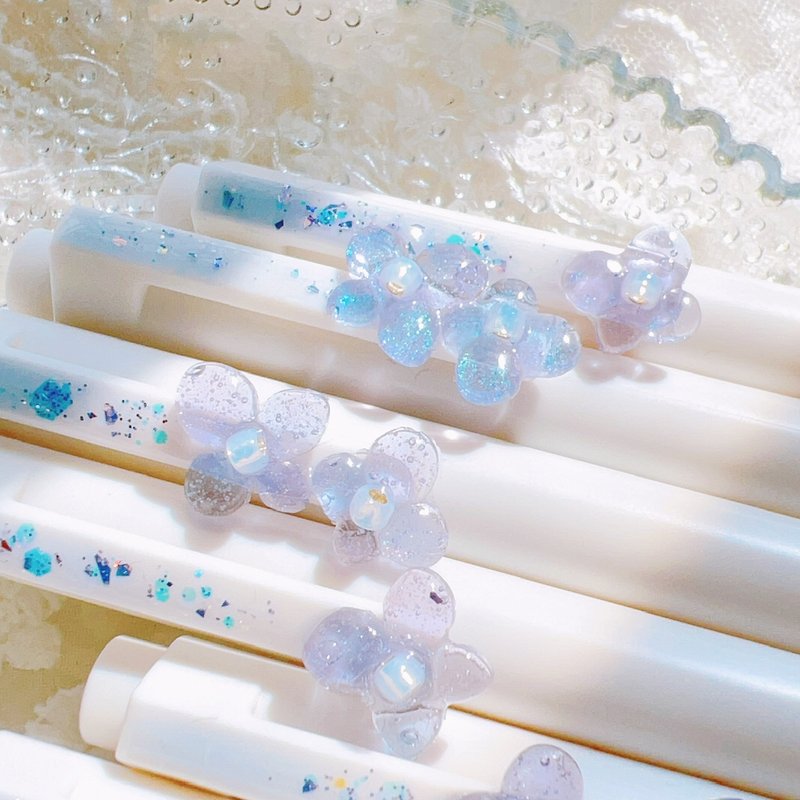 笔杆 无印良品 绣球花 手作 珠光 礼物 文具 学生 开学 - 钢珠笔 - 塑料 白色