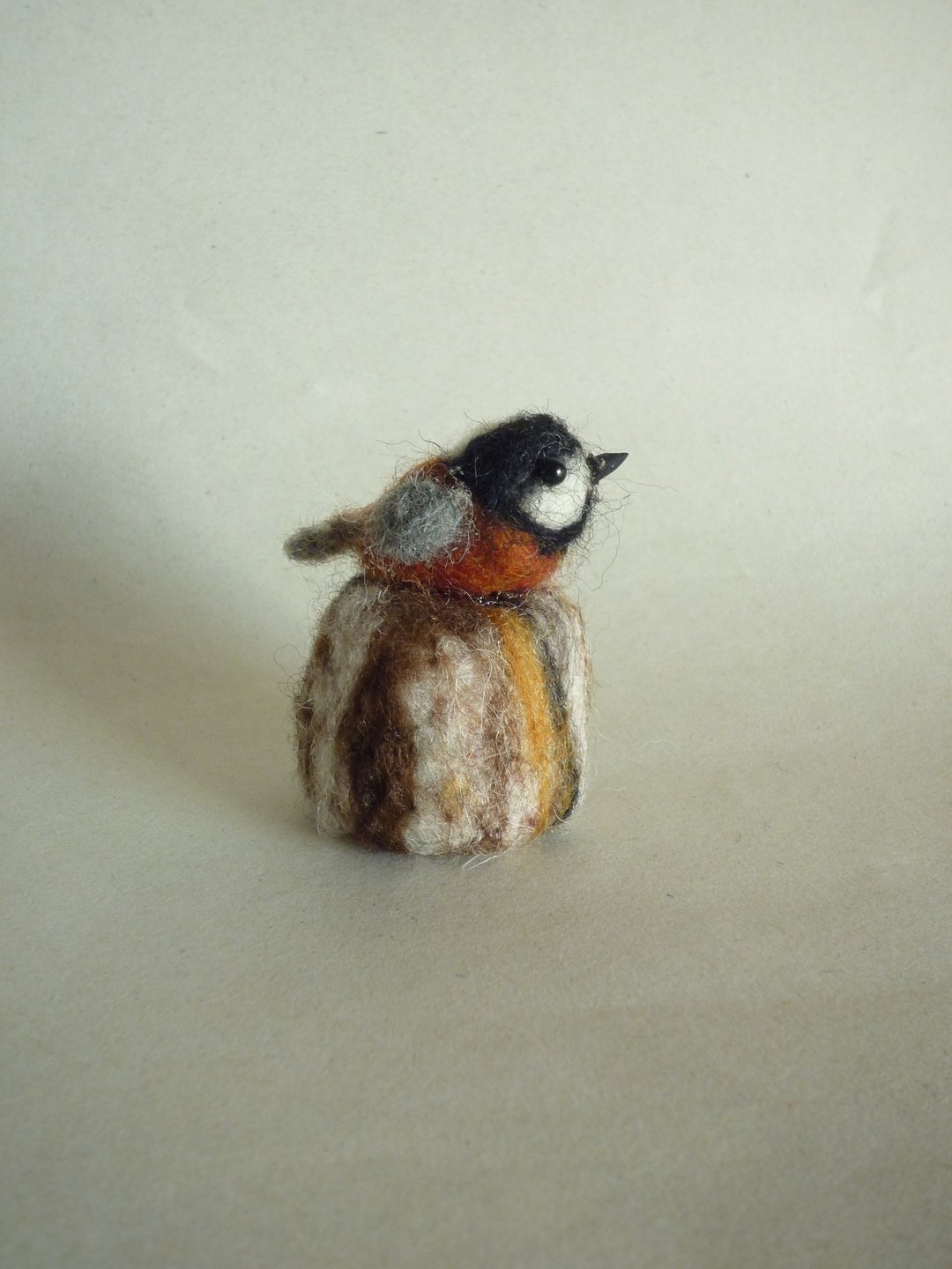 Wool felt varied tit and stump with snap button - 玩偶/公仔 - 羊毛 咖啡色